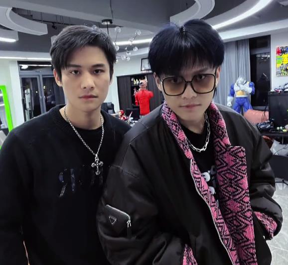 |“大小杨哥”年收入上亿，哥哥曝光收入分配方式，网友：不公平