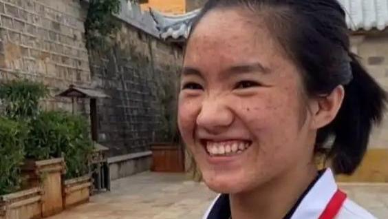 李勒优|李勒优被男生追求，小伙遭崔晋留言威胁，网友：谈恋爱也要管？