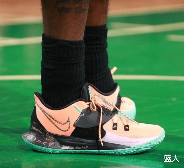 约基奇|NBA球员上脚：艾顿定制球鞋为儿子庆生，哈雷尔穿韦德之道7