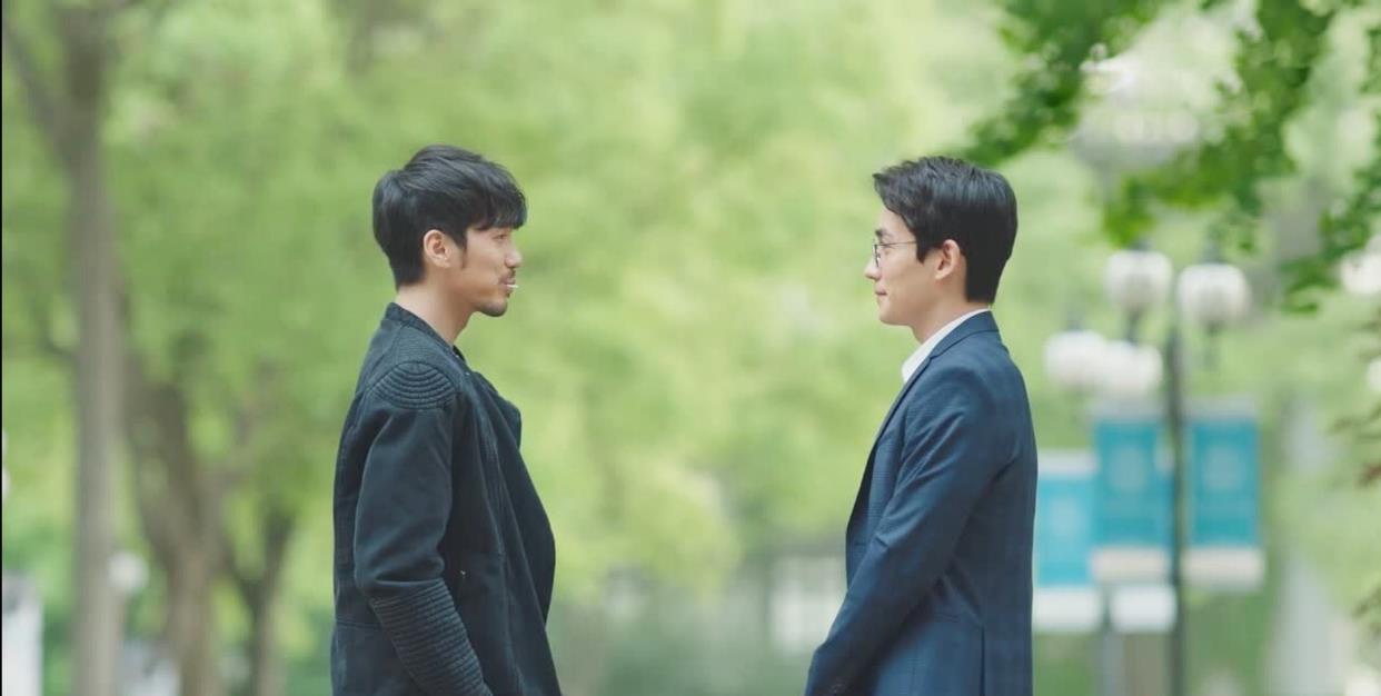 光·渊|《光·渊》处处都在模仿《镇魂》,却热度口碑皆扑,问题不在主演