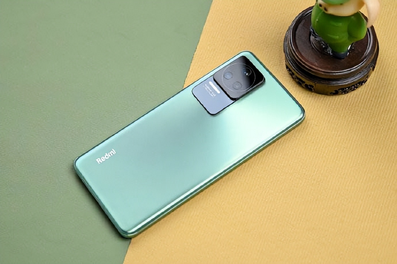 小米科技|小米“良心”了，12G+256G+120W快充，2K屏旗舰售价很亲民