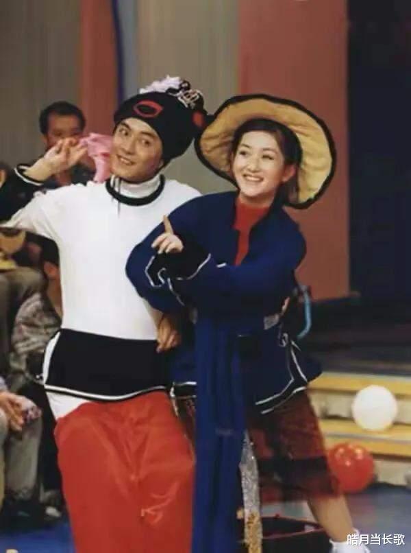 谢娜|无才无德只会耍活宝,谢娜从前爬得有多高,现在摔得就有多狠