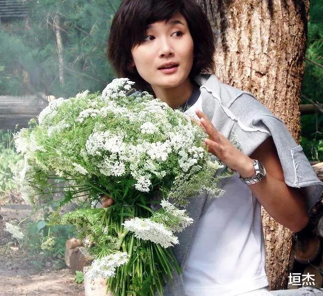 潘雨辰|潘雨辰执意嫁二婚侯勇，侯勇却转向小娇妻，九年后，她过得怎样？