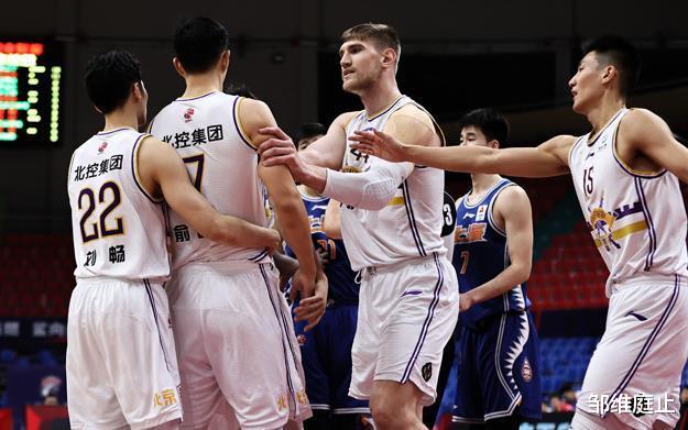 李春江|争议！主帅对骂，赛后不握手！郭昊文泄愤，京媒锐评！