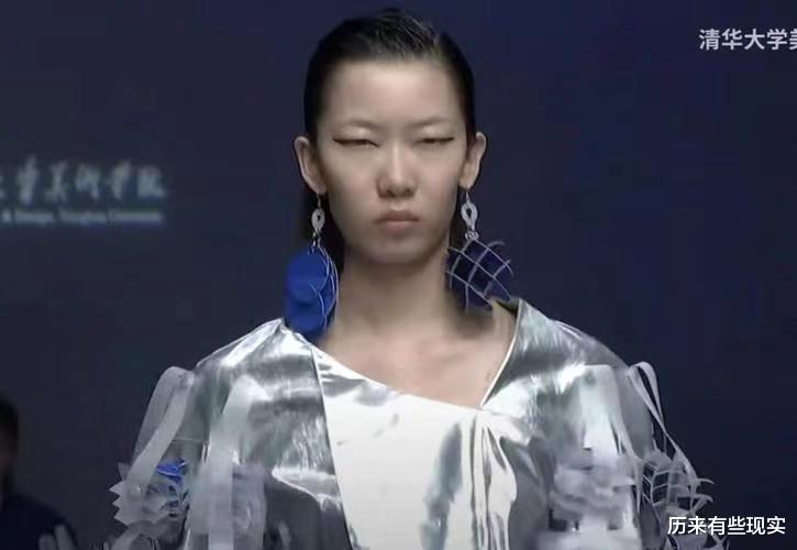 郑渊洁|小学课本插图惹了众怒：又一轮眯眯眼文化入侵？网友：严查到底！