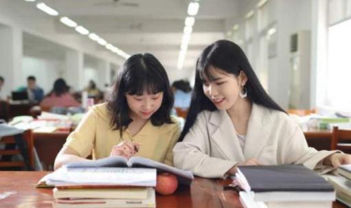 医生|男生想娶的女生职业排行,会计无奈垫底,榜首意外受到婆婆青睐