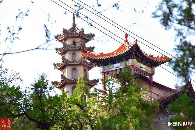 大理|甘肃岳麓山上,有许多奇怪的亭子,背后藏着故事