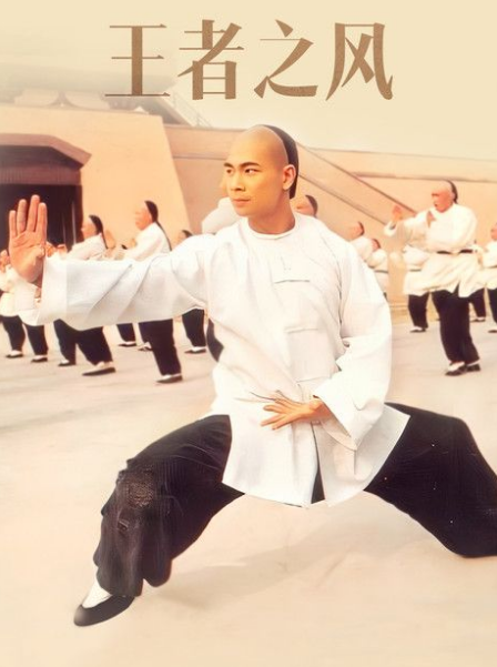 赵文卓|49岁赵文卓后台舞龙被起哄！面部油光锃亮，身上白西装愈被撑爆