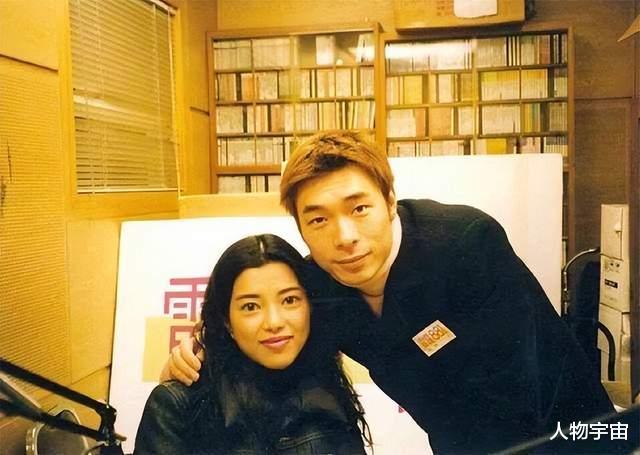 香港|她是香港四大才女,最美填词人,填词一首赚9000块,感情经历传奇