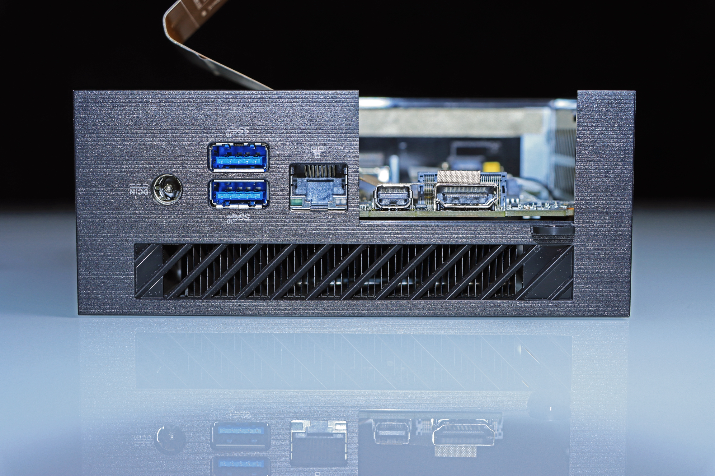 vivo|0.9L 体积!新潮 & 极简的 MiniPC——华硕 PN63