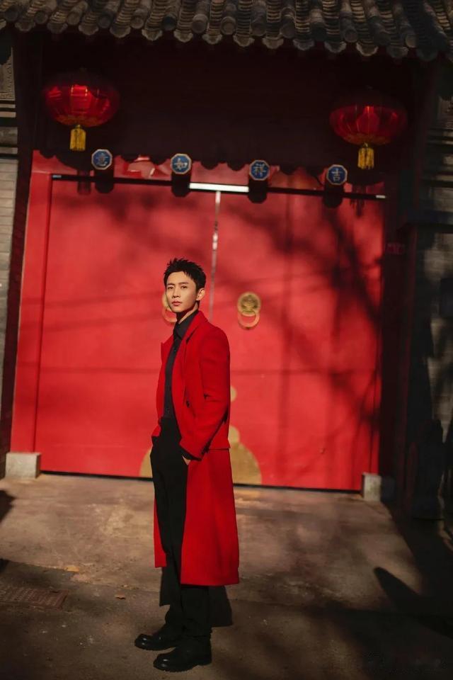 迪丽热巴|众星兔年贺岁大片，迪丽热巴仙气飘飘，赵丽颖杨幂今年春晚赢麻了