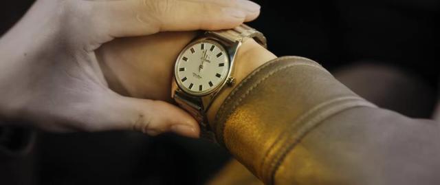 邹兆龙|播出2小时，拿下飙升榜第1，邹兆龙这部新片将会火遍全国