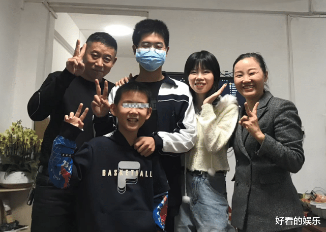 孙悦|孙海洋亲自接女儿回家，一家五口拍全家福，扬言活个八九十岁就行