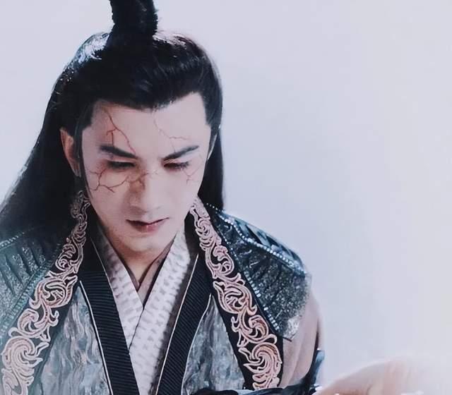 潮牌|一直不温不火的男星,有颜有资源,离红差一个时机