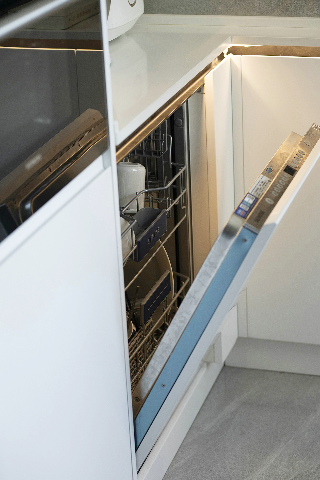 这是我见过最舒服自然的家，140㎡全屋浅色调，生活氛围太棒了