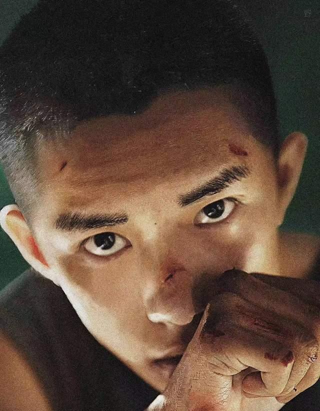 易烊千玺|易烊千玺放弃入职声明，大家眼中的他，不是过去、现在和将来的他