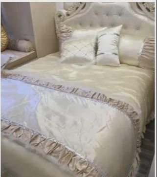 父母花100万给弟弟装修婚房，装修超豪华，窗帘简直亮瞎眼！