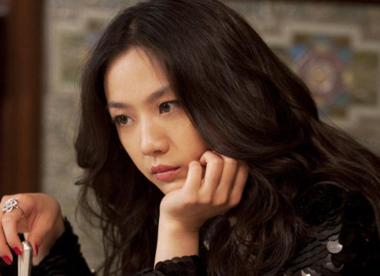 汤唯|汤唯在戛纳大口吃饭，入围戛纳电影节，能否成功夺冠