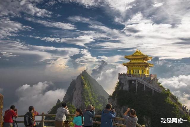 老君山|老君山的美，不是静止，而是动如行云流水！