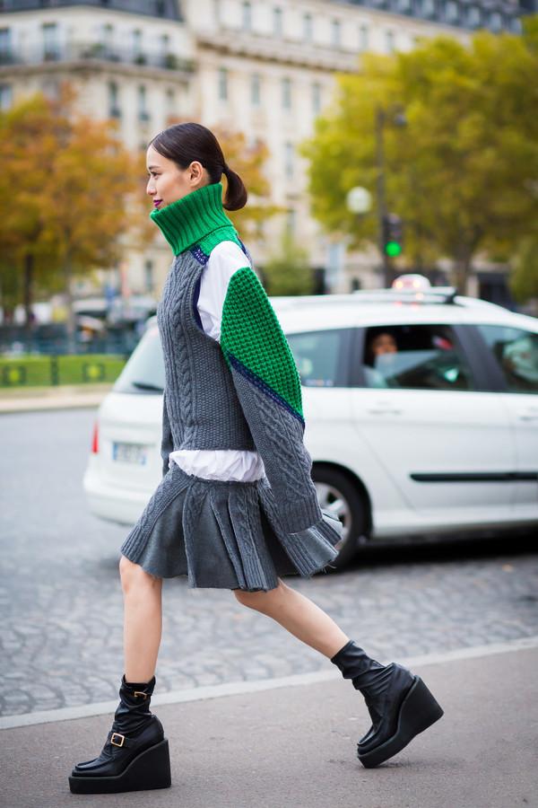 身高不过155的女生,尽量别穿这2双鞋子,多穿另外3双,显瘦显高