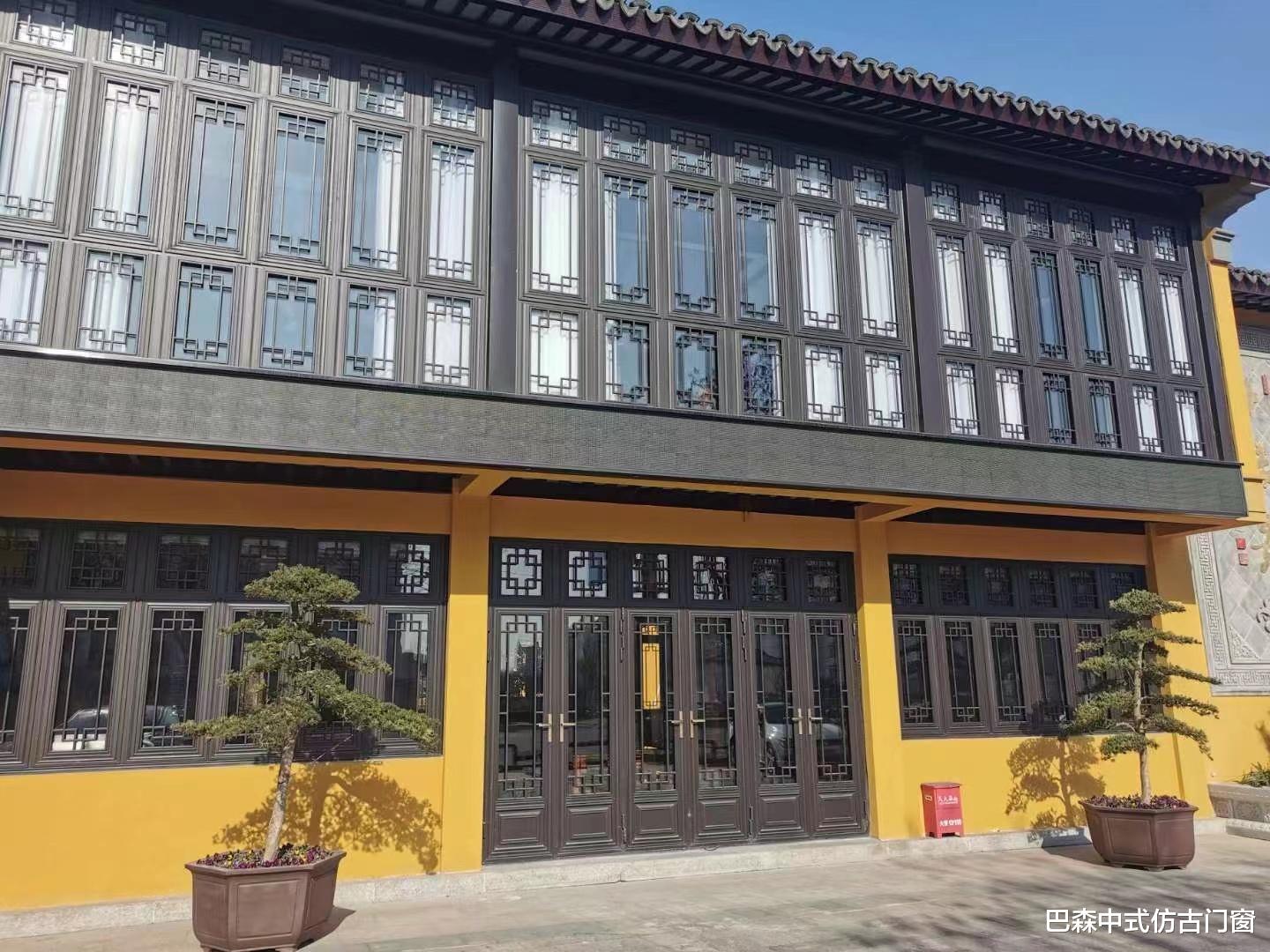 仿古铝合金门窗哪家加工的质量比较好