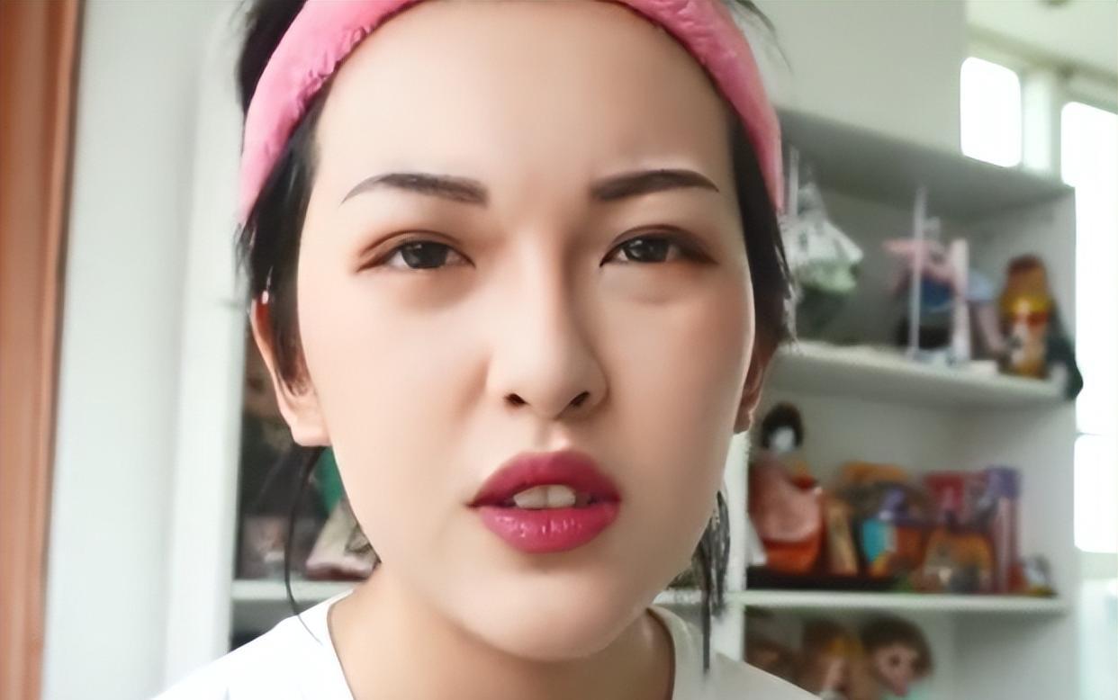 |网红张凯毅倒追成功！第1天表白第2天强吻，男方清华大学，差4岁