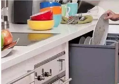 房子装修,幸好老舅提醒:这10个坑真隐形,不说无人察觉!坑要命