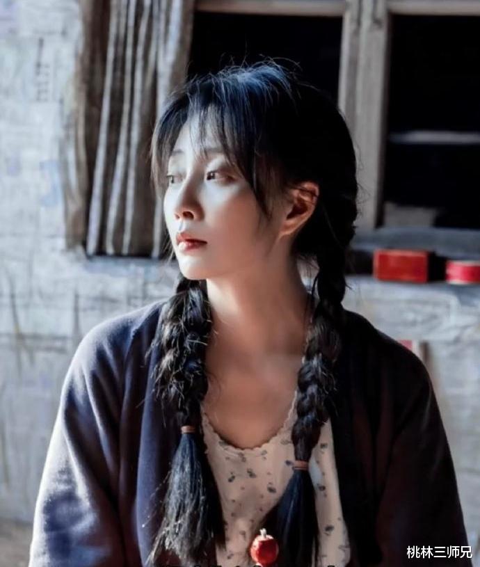 殷桃|《人世间》殷桃，纯天然美人和从骨子里散发出来的妩媚气质