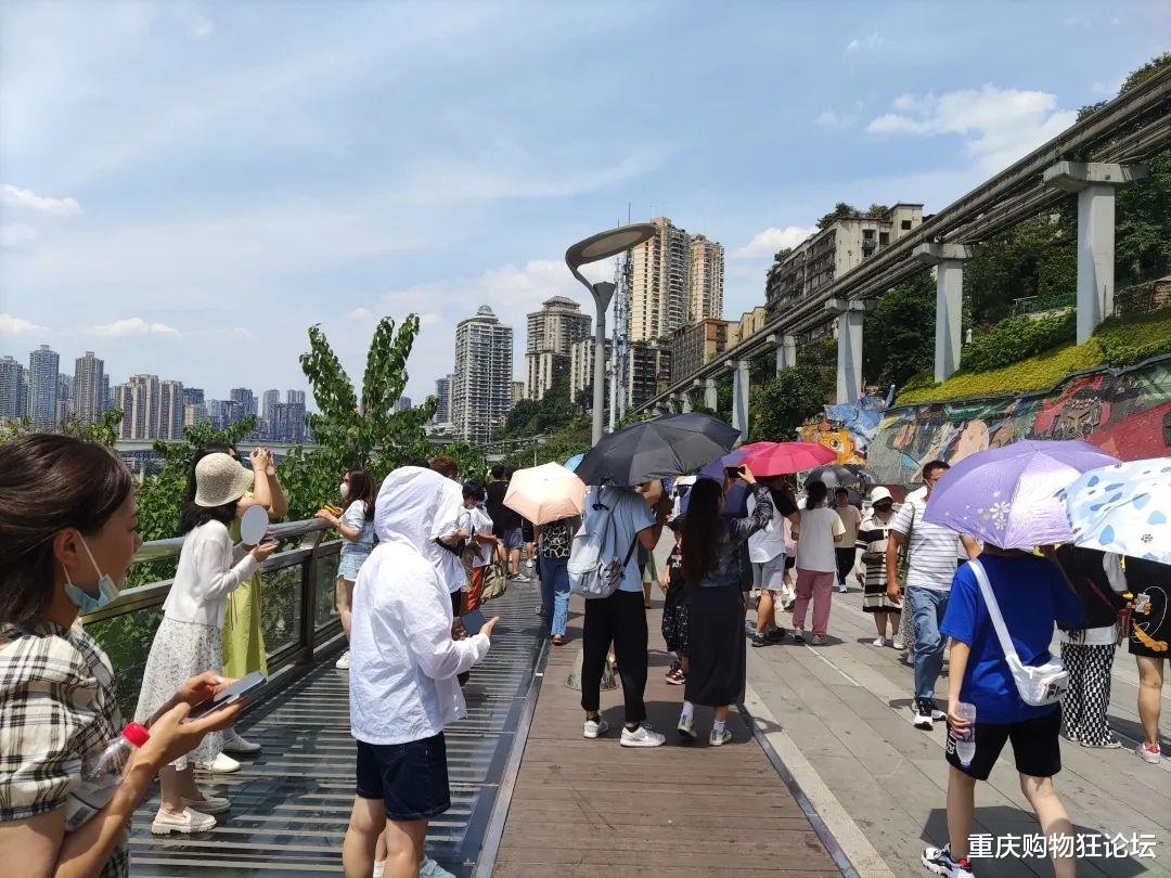 高原|地表60℃+！这个天来重庆旅游的才是真正的孤勇者！