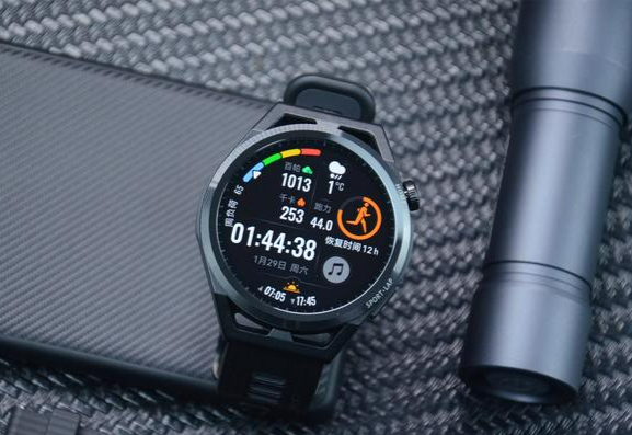 watchgt|华为WATCH GT Runner简评 能打电话也是腕上跑步教练 NFC更便捷