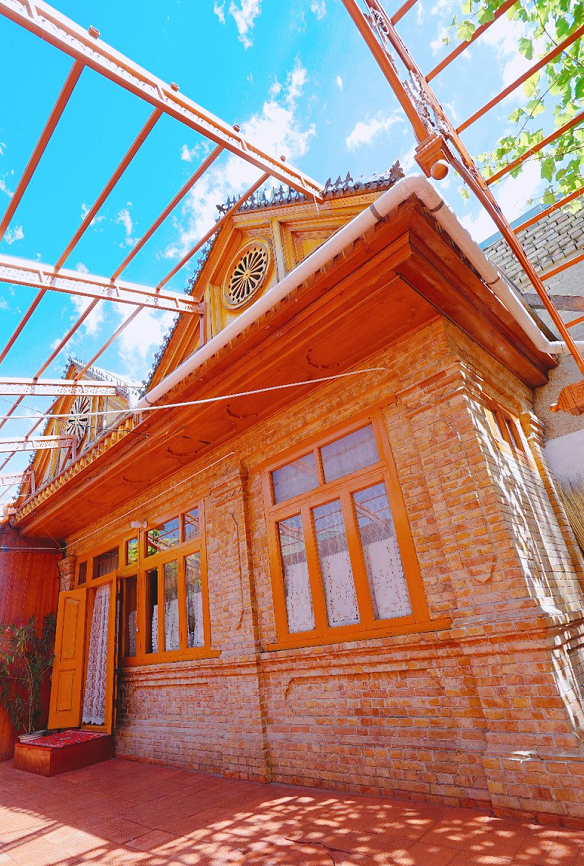 边陲|我国新疆的边陲小镇,是《再见爱人》拍摄地,风景优美却少有人知