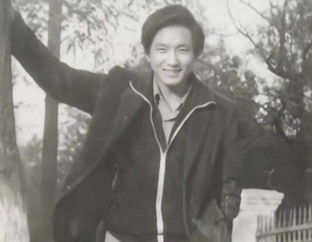 姚刚|演员姚刚：对婚姻不将就，52岁仍单身，无儿无女成母亲心病