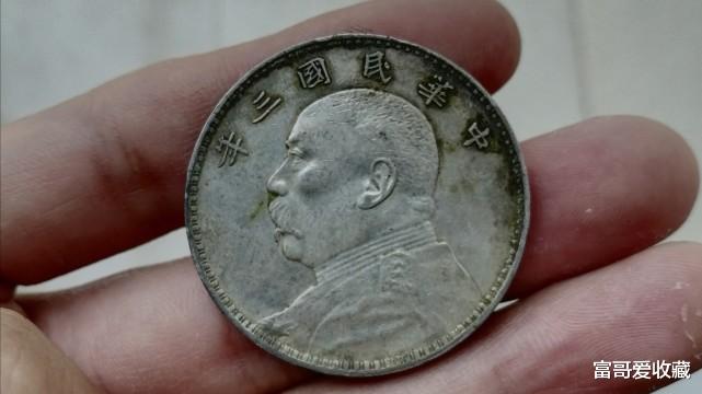 |钱币收藏中,选择裸币还是评级币呢?