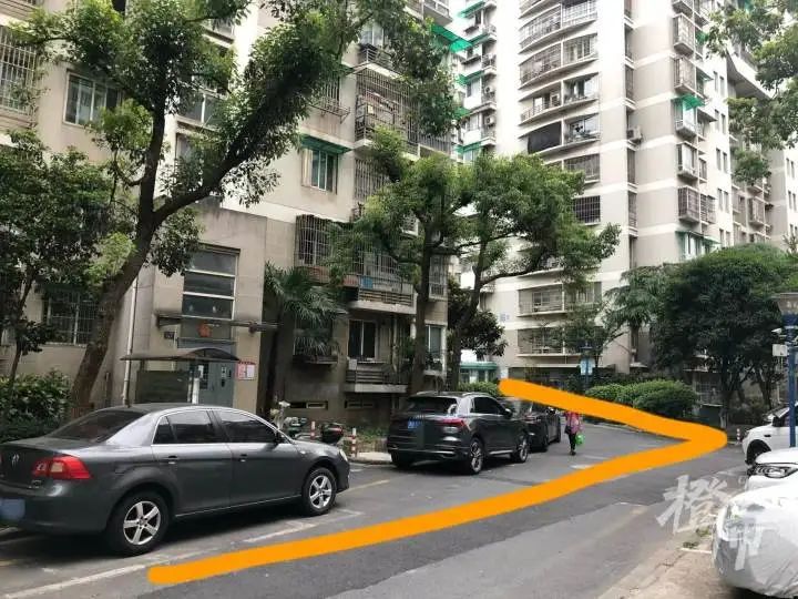 让人心疼!5岁的小女孩从7楼坠落,爬起来后求邻居奶奶“抱抱”