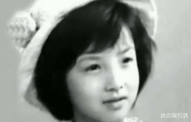 何泓姗|7对丁克的夫妻,3对还在坚持,1对后悔来不及了,3对反悔生了孩子