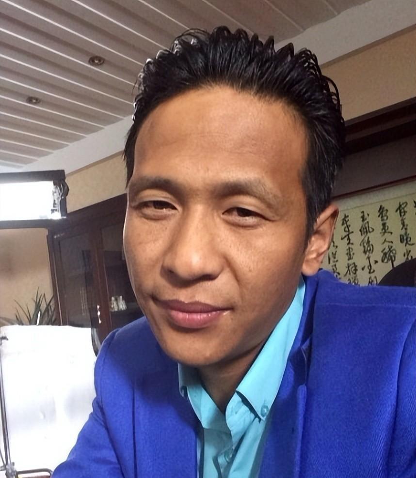 宋小宝|成名就弃原配?宋小宝还算有良心,老实人王迅、好男人陈赫都变了