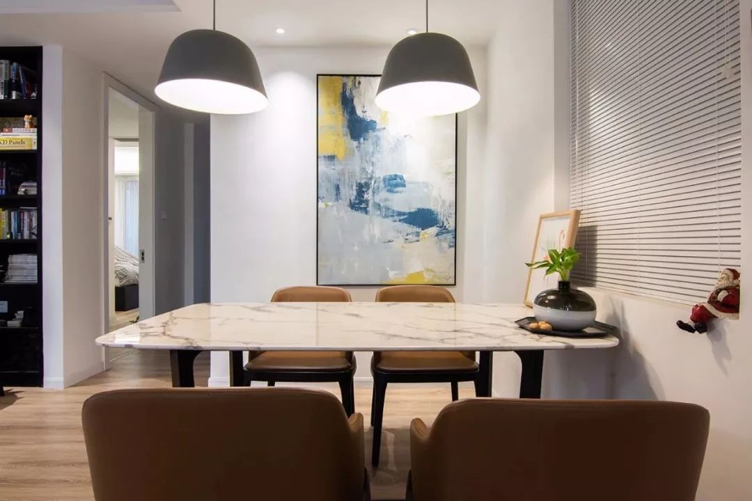 125平的现代简约风,自己砌的浴缸,幸福感爆棚!