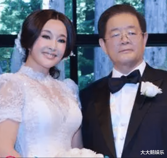 关之琳|年轻时都是大美女，60岁还不生孩子的6位女星，各有各的心酸