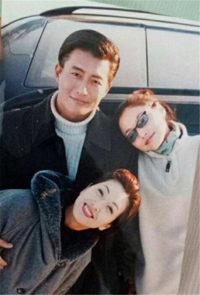 靳东|演员靳东:受不了江珊女儿满脸的嫌弃,余生不会辜负二婚的李佳