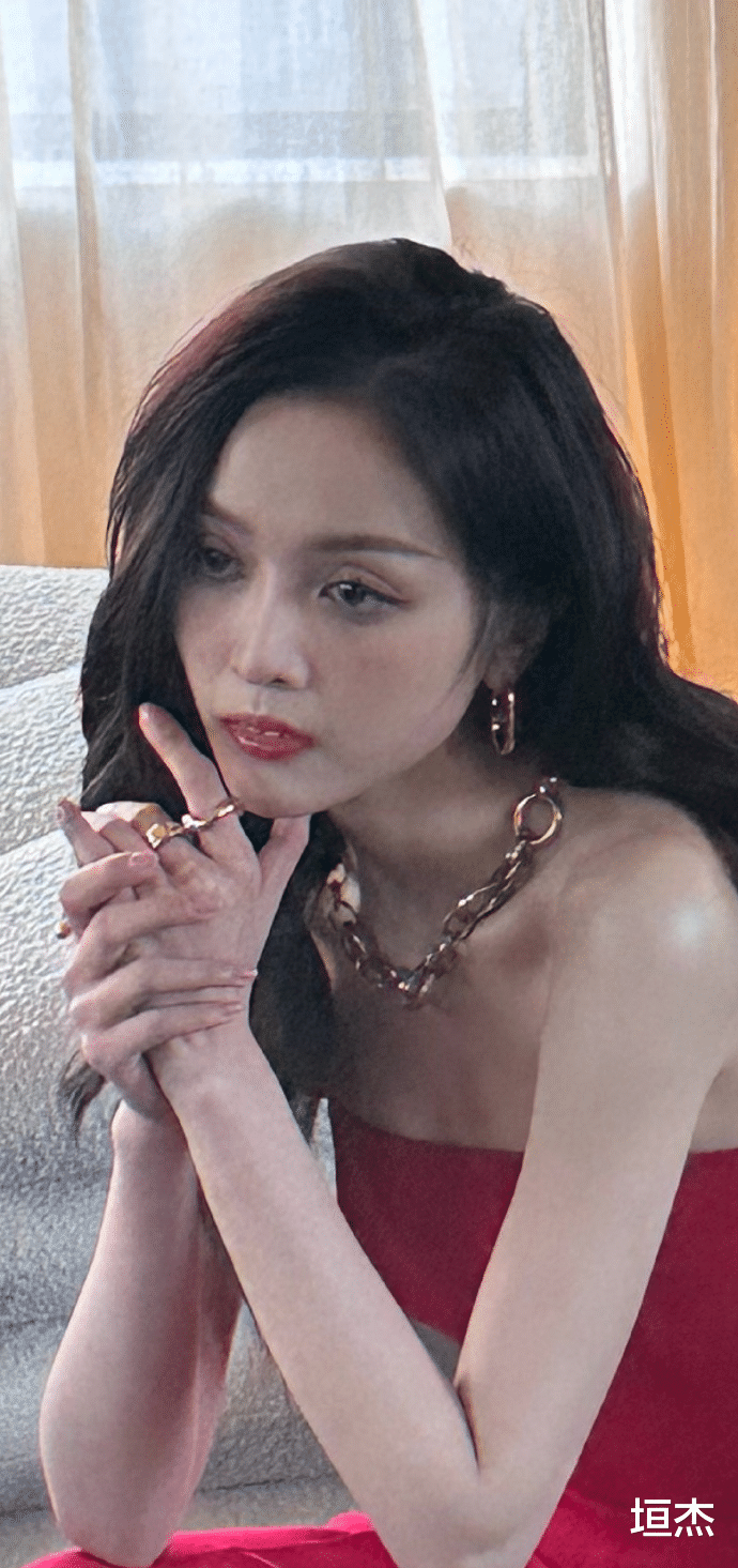 安徽|吴宣仪工作室都不审图的吗？好好的美女被拍成这样发出来，真尴尬