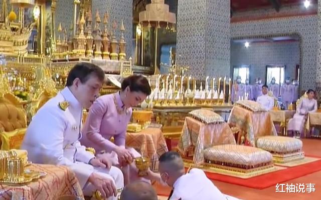 西拉米|17岁提帮功城府好深,卸下“铁憨憨”面具,救母成功后继续夺嫡