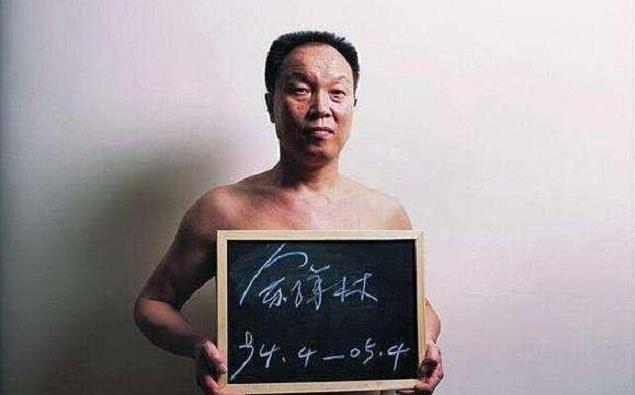 男子因杀妻被判15年,11年后“亡妻”突然回家,并和他人结婚生子