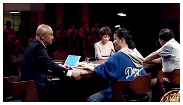 孙楠|孙楠：经纪人拼命作妖，婚内出轨抛弃买红妹，还让女儿上女德班？