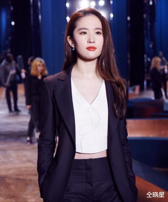 刘亦菲|刘亦菲为何单身至今?不是没人愿意娶,照片告诉你真相