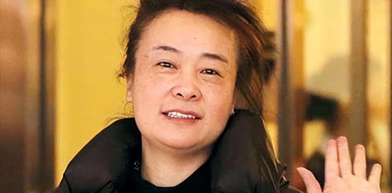 “烟草女掌门”卢平,借情人之手挪用公款超4亿,最终自食恶果