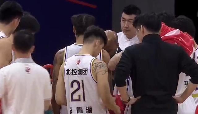 广东男篮|马布里完胜杜锋！广东破绽百出输在三点，两大隐患肉眼可见