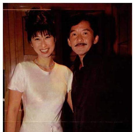 叶倩文|叶倩文的灿烂情史，靠美貌征服了6个男人，抢闺蜜老公后成功上位