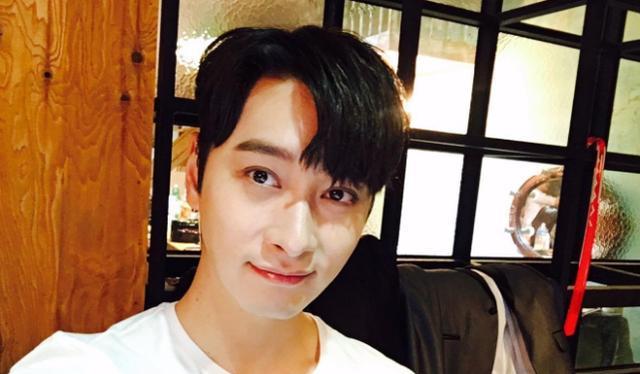 韩国明星有多爱谈姐弟恋？看看这8对恋人，最大年龄相差10岁