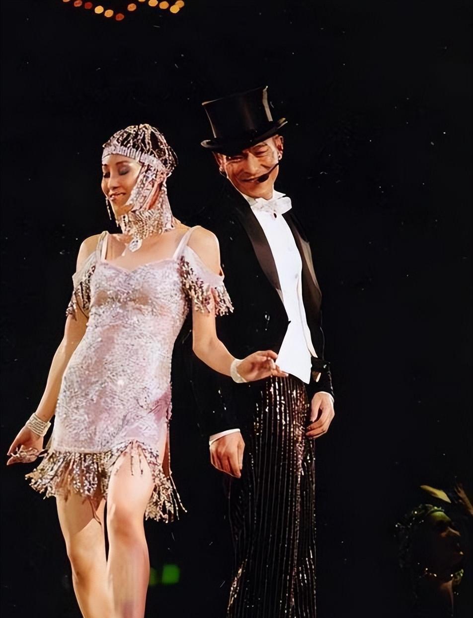 赖文慧|赖文慧:暗恋刘德华25年,41岁仍单身,让朱丽倩都心服口服