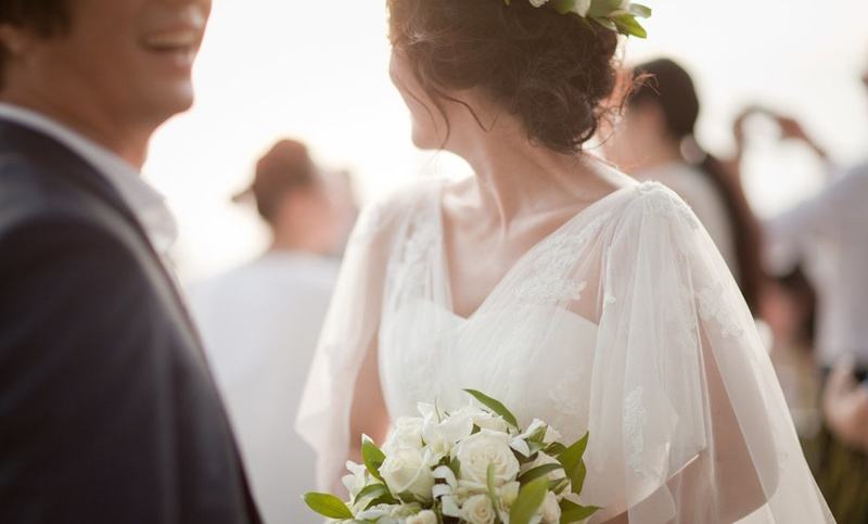 结婚率逐年走低原因是什么?因为你欠缺它。